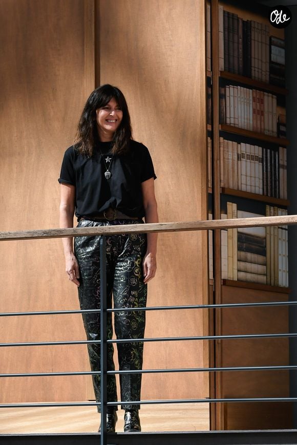 Virginie Viard lors du défilé de mode Chanel Haute-Couture Automne-Hiver 2019/20 lors de la fashion week à Paris, le 2 juillet 2019. 

Agence / Bestimage