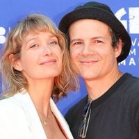 Caroline Anglade : Nicolas, le père de ses 2 garçons, est un réalisateur primé !