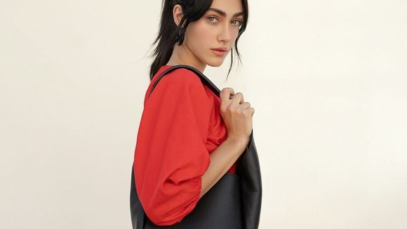 Les mini-sacs se font détrôner : cet été, la tendance se tourne vers un autre format de sacs beaucoup plus confort et pratique