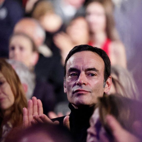 Exclusif - Anthony Delon lors de la soirée hommage Ciné-concert symphonique "Alain Delon, le dernier Samouraï" au palais des congrès à Paris le 8 novembre 2024 le jour de son anniversaire. Pour cette soirée, le chef d'orchestre Vahan Mardirossian a dirigé l'orchestre symphonique de Douai.

© Jacovides / Moreau / Bestimage