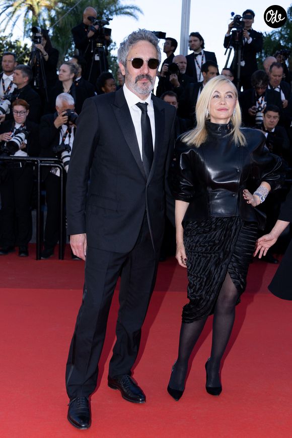 Frédéric Chaudier et sa femme Emmanuelle Béart - Montée des marches du film « Garance » lors du 79ème Festival International du Film de Cannes, le 17 mai 2026. © Olivier Borde / Bestimage