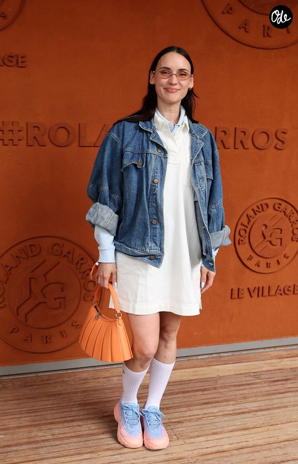 Nathalie Odzierejko (Natoo) au photocall du village lors des Internationaux de France de Tennis de Roland Garros 2026, à Paris, France, le 6 juin 2026. © Jacovides-Moreau/Bestimage