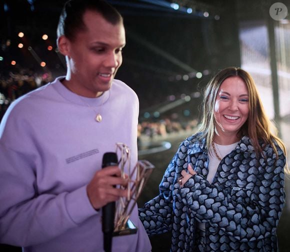 Exclusif - Le chanteur Stromae (Artiste masculin et Album "Multitude") et sa femme Coralie Barbier en backstage de la 38ème cérémonie des Victoires de la musique à la Seine musicale de Boulogne-Billancourt, France, le 10 février 2023. © Moreau-Veeren/Bestimage