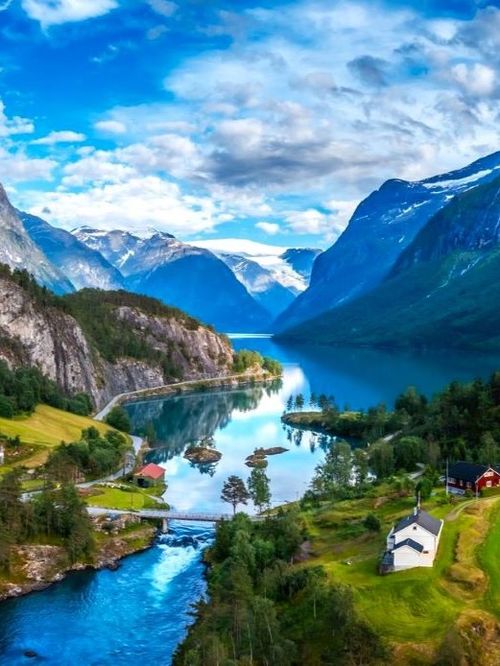 La Norvège, une destination qui a tous les atouts pour rivaliser avec l’Islande : nos conseils pour profiter au mieux de ce décor unique