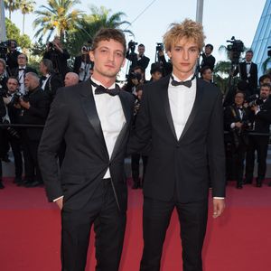 Niels Schneider et Vassili Schneider présents sur le tapis rouge de la cérémonie de clôture et de la projection de 'L'homme qui tua Don Quichotte' qui s'est tenue au Palais des Festivals à Cannes, France, le 19 mai 2018 dans le cadre du 71e Festival de Cannes. Photo par Nicolas Genin/ABACAPRESS.COM