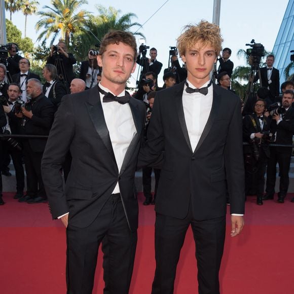 Niels Schneider et Vassili Schneider présents sur le tapis rouge de la cérémonie de clôture et de la projection de 'L'homme qui tua Don Quichotte' qui s'est tenue au Palais des Festivals à Cannes, France, le 19 mai 2018 dans le cadre du 71e Festival de Cannes. Photo par Nicolas Genin/ABACAPRESS.COM