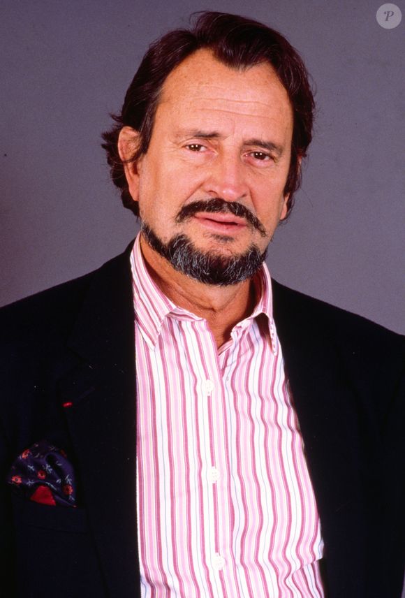 Archives - Georges Descrières 1988

Photo : JLPPA / Bestimage