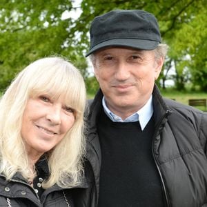 - Exclusif - Michel Drucker (casquette) et sa femme Dany Saval - Mylène Demongeot (présidente du comité d'honneur du refuge de l'Arche de Chateau-Gontier) a reçu en exclusivité Michel Drucker (casquette) et sa femme Dany Saval au refuge de l'Arche à Château-Gontier