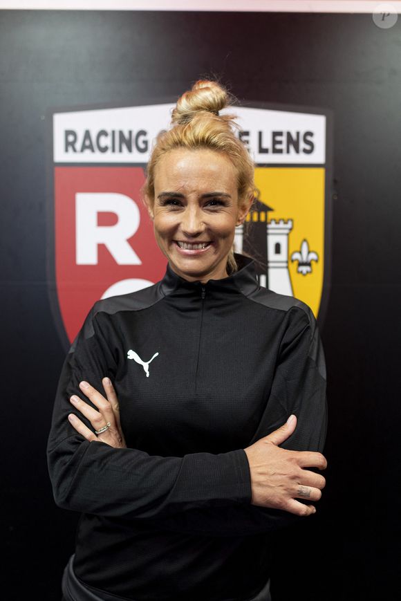 Exclusif - Elodie Gossuin - 3ème édition de la rencontre de football caritative "Match des héros" entre le "RC Lens Légendes" et "L'équipe Unicef" au stade Bollaert-Delelis à Lens le 6 juin 2023.
© Pierre Perusseau / Bestimage