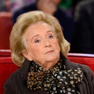 Bernadette Chirac - Enregistrement de l'émission "Vivement Dimanche" à Paris le 28 octobre 2015 et qui sera diffusée le 01 novembre 2015, Invité principal Patrick Poivre d'Arvor. © Coadic Guirec / Bestimage