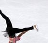 L'ex-athlète est désormais professeure dans une école internationale où elle prodigue ses bons conseils à des élèves de la 6ème au baccalauréat...

La championne française et médaillée d'argent aux championnats du monde, Surya Bonaly, se produit avec l'Ice Theatre Ensemble lors d'un spectacle spécial sur la patinoire de Rockefeller Plaza à New York City, NY, USA, le 21 janvier 2009. Photo Dennis Van TIne/Abaca
