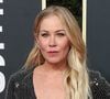 Il y a quelques années, Christina Applegate apprenait qu’elle était atteinte de sclérose en plaques.

Christina Applegate à la 77ème cérémonie annuelle des Golden Globes au Beverly Hilton Hotel à Los Angeles

Photo : Bestimage