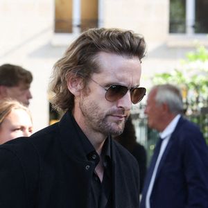 Philippe Lacheau - Arrivées aux obsèques de Nicolas Altmayer en l’Église de Saint-Germain-des-Prés à Paris le 31 aout 2026.
© Dominique Jacovides-Cyril Moreau/Bestimage