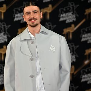 Il enchaîne en effet les dates pour son Chaque seconde tour
Pierre Garnier au photocall de la 26ème édition des NRJ Music Awards à Cannes, le 1er novembre 2024. © Bebert-Guignebourg/Bestimage