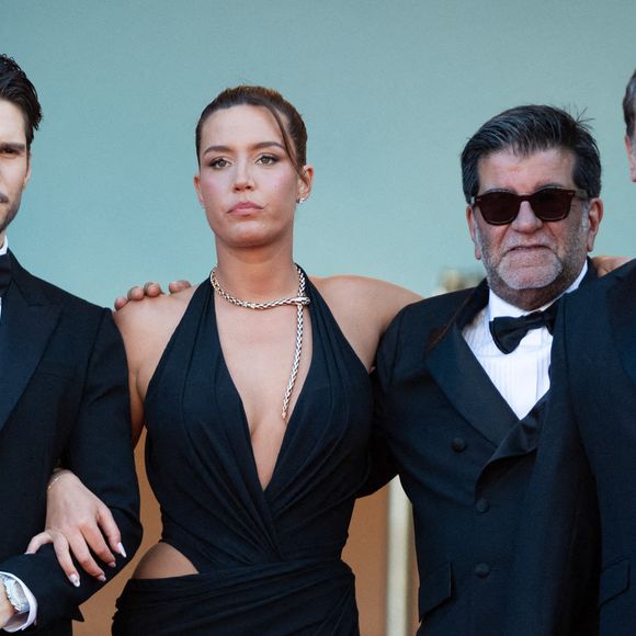 François Civil, Adele Exarchopoulos, Alain Attal et Gilles Lellouche assistent à la première de L'Amour Ouf dans le cadre du 77e Festival international du film de Cannes à Cannes, France, le 23 mai 2024. Photo par Aurore Marechal/ABACAPRESS.COM
