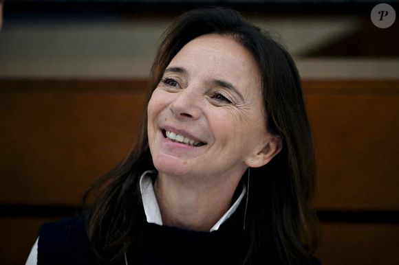 Maryse Burgot, journaliste de renom ayant couvert de nombreux conflits et catastrophes, est invitée par le Centre Universitaire d'Enseignement du Journalisme et le Club de la Presse Strasbourg Europe pour parler de son métier et de son livre "Loin de chez moi", publié chez Fayard.
25 février 2025, Strasbourg (France).
Photo by Nicolas Roses/ABACAPRESS.COM