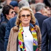 Sheila “le coeur serré” : la chanteuse annonce la perte d'Alex, un ami chanteur