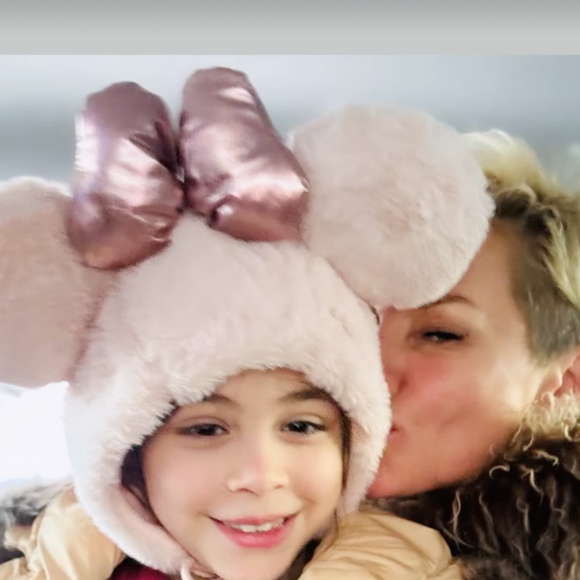 Ce samedi 3 janvier, elle a partagé une vidéo montrant un détail surprenant sur son enfant. Capture Instagram - Adriana Karembeu