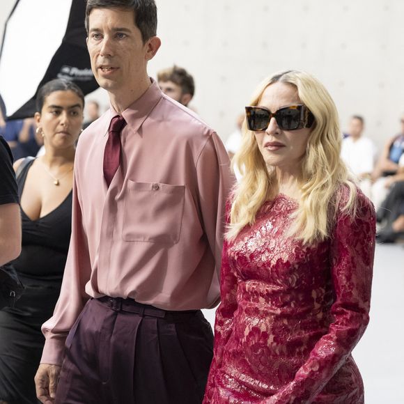 Stuart Price, Madonna - People au défilé de mode homme Saint Laurent Printemps/Eté 2027 dans le cadre de la Fashion Week de Paris le 23 juin 2026.