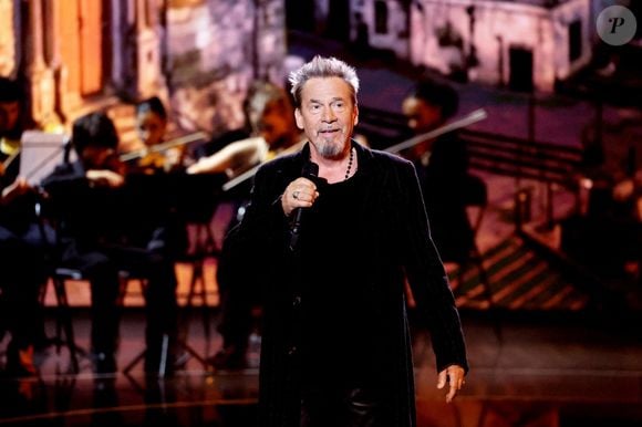 Florent Pagny lors surprises lors de l'enregistrement de l'émission "La chanson secrète N°14", présentée par N.Aliagas et diffusée le 26 décembre sur TF1, consacrée à Lara Fabian à Paris le 10 Décembre 2025. Photo par JACOVIDES-MOREAU / BESTIMAGE