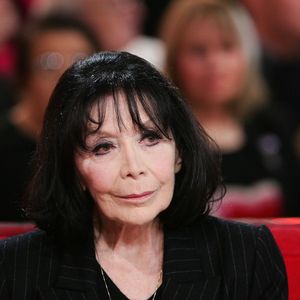 Juliette Gréco lors de l'enregistrement de l'émission "Vivement dimanche". © JLPPA / Bestimage