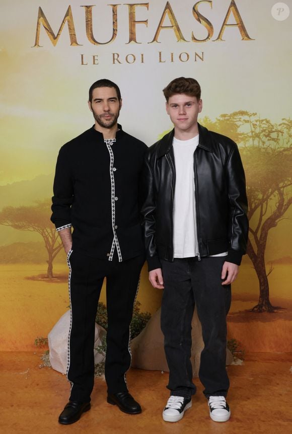 Tahar Rahim et Timéo Béasse - Première du film Disney "Mufasa, Le Roi lion" au cinéma Pathé Palace à Paris le 12 décembre 2024. © Coadic Guirec/Bestimage