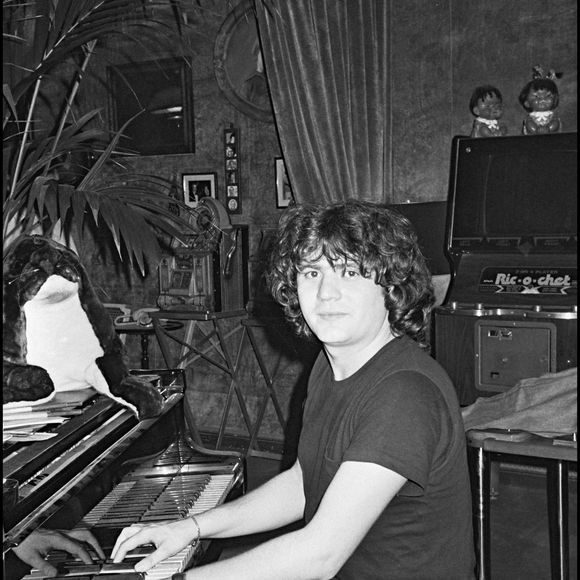 Daniel Balavoine au piano
©AGENCE / BESTIMAGE