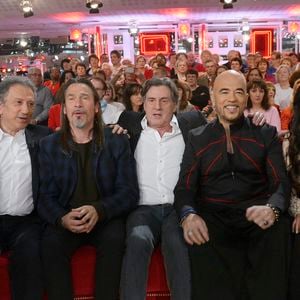 Matthias, Michel Drucker, Florent Pagny, Daniel Auteuil, Pascal Obispo, Indila et Calogero - Enregistrement de l'emission "Vivement dimanche" a Paris le 15 janvier 2014. L'emission sera diffusee le 19 janvier.