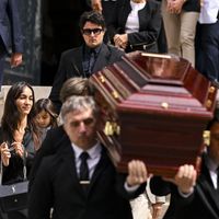 Nouveau recueillement en l'église Saint-Roch après celui pour Thierry Ardisson, plusieurs personnalités présentes pour un grand homme de culture