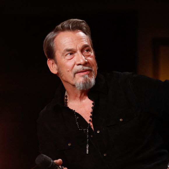 Florent Pagny explique depuis la Patagonie qu’il prépare une tournée de 68 dates et doit adapter son mode de vie.

Florent Pagny lors de l'enregistrement de l'émission "Serge Lama, le dernier rappel" présentée par F. Bollaert à Paris. © Clovis-Moreau/Bestimage