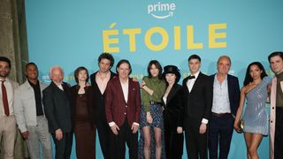 Bébé en route ! Cette actrice française dévoile sa grossesse devant Charlotte Gainsbourg