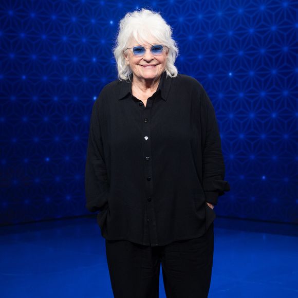 Exclusif - Catherine Lara en backstage de l'enregistrement de l'émission "La Boîte à secrets", présentée par F.Bollaert et diffusée le 9 janvier 2026 sur France 3, dans les studios du Lendit à Saint-Denis, France, le 2 décembre 2025. © Cyril Moreau/Bestimage