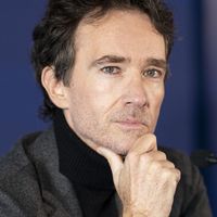 "Quand on grandit dans une famille connue..." : Antoine Arnault, cadet de la fratrie de 5, livre un constat qui peut surprendre