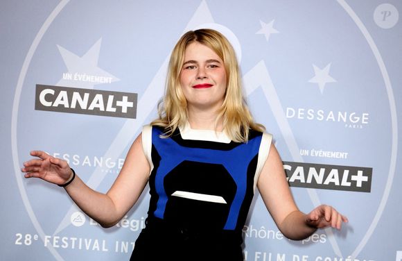 Zaho de Sagazan au photocall de la cérémonie d'ouverture du 28ème Festival International du Film de Comédie à l'Alpe d'Huez le 13 janvier 2025.

© Dominique Jacovides / Bestimage
