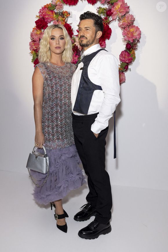 Katy Perry et Orlando Bloom au photocall du dîner de lancement des Parfums Louis Vuitton, Stellar Times, Cosmetic Cloud, Dancing Blossom, Rhapsody et Symphony, à la fondation Louis Vuitton à Paris, France. © Olivier Borde/Bestimage