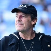 "On est dans la nuit et…" : Jean-Luc Reichmann et un membre de sa famille impactés par un acte fielleux