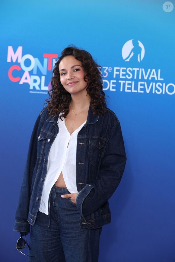 A l'écran, ils formaient déjà un couple.

Marie Fevre au photocall de "Un si grand soleil" lors de la 63eme édition du Festival de television de Monte-Carlo, Monaco, le 15 juin 2024. © Denis Guignebourg/BestImage