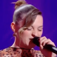 The Voice : Cette chanteuse d’un groupe qui cumule plusieurs millions de vues a-t-elle été retenue après les auditions à l'aveugle ?