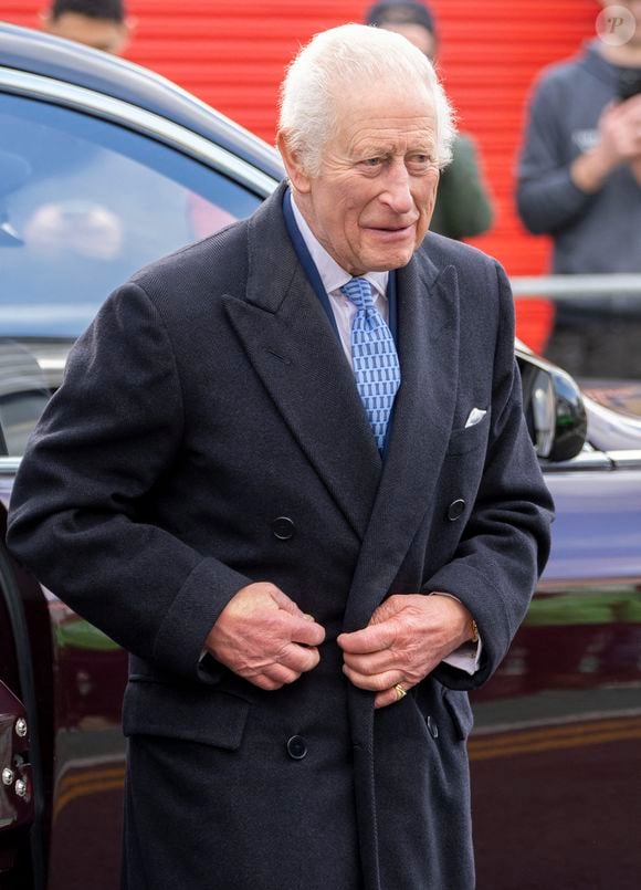 D'après le Daily Mail ce vendredi 20 décembre 2024, Charles III poursuivra bel et bien son traitement contre le cancer en 2025. 

Le roi Charles III d'Angleterre, inaugure le premier Coronation Food Hub à Londres, le 14 novembre 2024, à l'occasion du 76ème anniversaire du souverain. Le souverain doit inaugurer les deux premiers Coronation Food Hubs, issus de l'initiative, Coronation Food Project.
© Goff / Bestimage