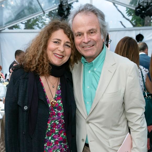 Passionnés tous deux d'actualité, de littérature et d'écriture, ils travaillent également ensemble puisqu'ils prêtent leurs plumes pour le magazine Le Point. 

Exclusif - Valérie Toranian et Franz-Olivier Giesbert -  " Les Rosés du Sud pour sauver la planète "à Chateau La Coste, diner de Gala donné au profit de la Fondation GoodPlanet de Yann Arthus-Bertrand Luc Castel / Bestimage