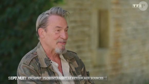 Un quotidien perturbant pour celui qui aspire à la discrétion : "Et oui, ça commençait à visiter et à m’appeler de l’extérieur, et là tu fais : 'bah nan toi t’es déplacé'"...

Florent Pagny dans l'émission "Sept à Huit" ce dimanche 31 août 2025. Accompagné de sa femme Azucena Caamaño, il accorde une interview exclusive à Audrey Crespo-Mara.