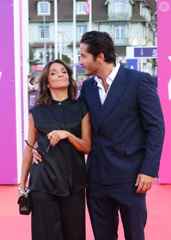 Alexandre Kominek a répondu aux critiques sur le plateau de l'émission "C à Vous".

Première du film 'Nouvelle vague' lors du 51éme Festival du cinéma Américain de Deauville le 12 Septembre 2025.


© Denis Guignebourg/Bestimage