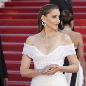 "Je me lance encore des défis. Vieillir n'est pas décliner, contrairement à ce que l'on nous a longtemps répété. Vieillir, c'est être libre d'essayer des choses inédites", a souligné la mère de famille, en toute franchise. 

Clotilde Courau - Montée des marches du film « The Old Oak » lors du 76ème Festival International du Film de Cannes, au Palais des Festivals à Cannes. Le 26 mai 2023 © Olivier Borde / Bestimage