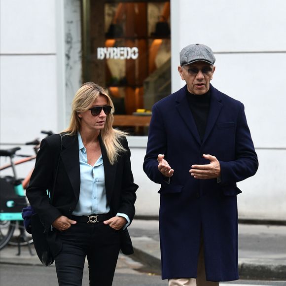 Sarah Poniatowski (Lavoine) et son compagnon Roschdy Zem - Hommage à la chanteuse Dani en l'église Saint-Roch à Paris le 1er octobre 2022.