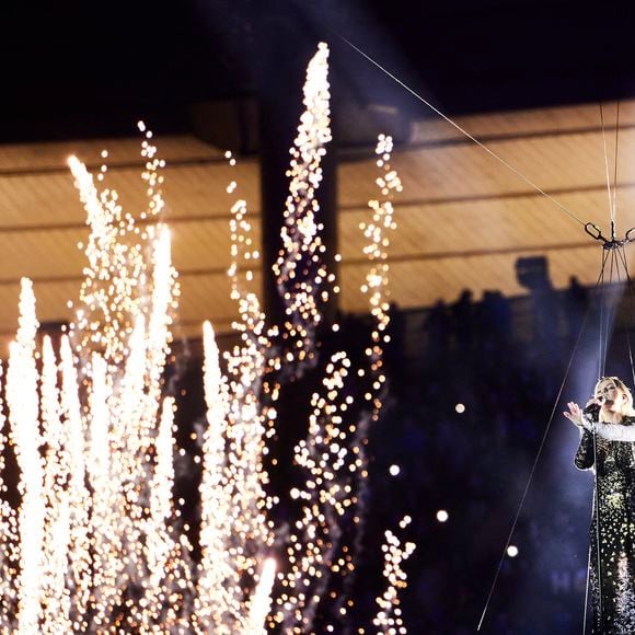 Louane lors de la demi-finale de l'Eurovision à Bâle, en Suisse, le 13 mai 2025.

Photo : Baden Roth / ZUMA Press Wire