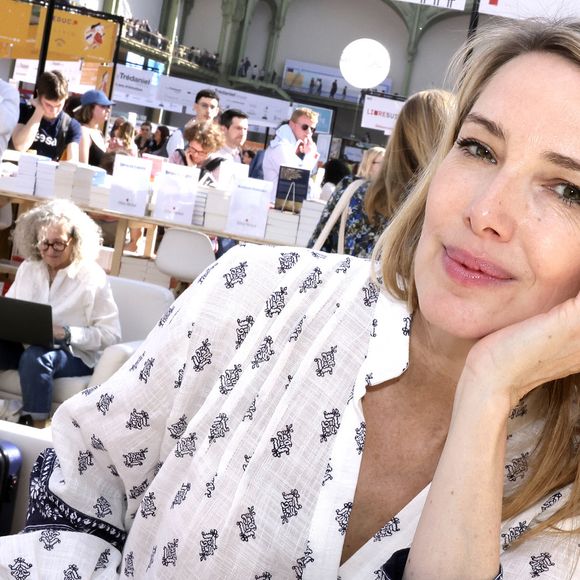 Sidonie Bonnec - Festival du Livre de Paris 2025 au Grand Palais à Paris le 11 avril 2025.

© Cédric Perrin / Bestimage