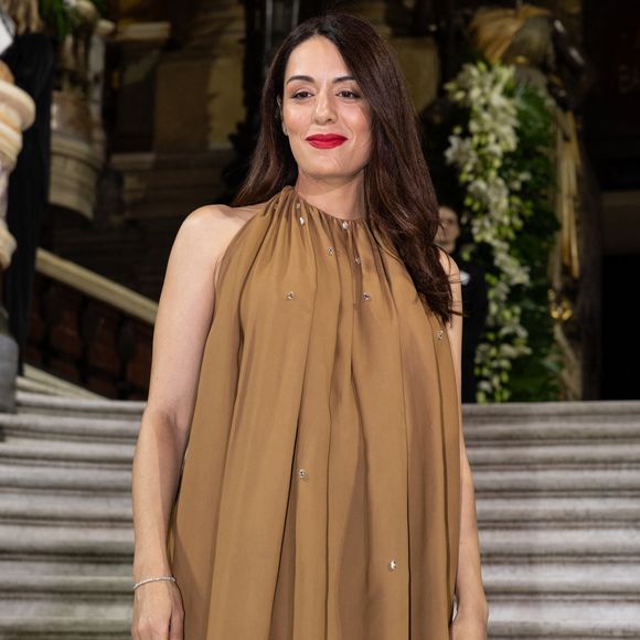 Elle a annoncé en février 2024 avoir donné naissance à son premier enfant. 

Sofia Essaidi - People au défilé de mode automne-hiver 2024 Haute-Couture "Stéphane Rolland" lors de la fashion week de Paris. le 4 juillet 2023
© Jérémy Melloul / Bestimage