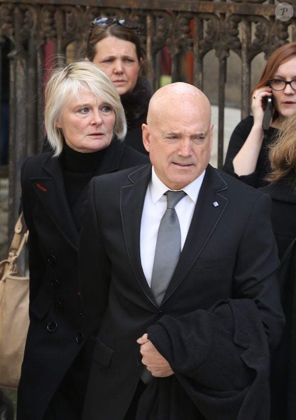 Ensemble, ils ont eu deux filles, Marine et Tania.

Louis Bodin et Claire Depeuille-Bodin - Obsèques de la navigatrice française Florence Arthaud en l'église Saint-Séverin à Paris, le 30 mars 2015. Florence Arthaud est décédée lors du crash d'hélicoptère en Argentine le 9 mars dernier pendant le tournage du jeu de TF1 "Dropped". © Jacovides - Clovis / Bestimage