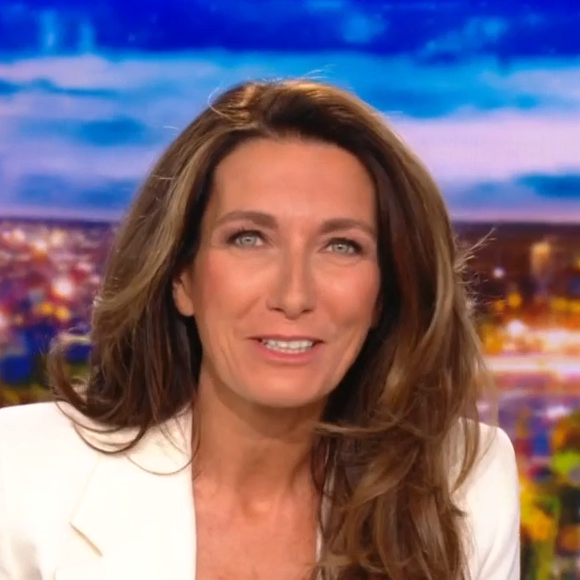 Une heureuse nouvelle annoncée par Anne-Claire Coudray à la fin de son JT de 20 Heures sur TF1.

Anne-Claire Coudray annonce en direct sur TF1 que Tatiana Silva est maman pour la première fois d'un petit garçon prénommé June, le 26 janvier 2025.