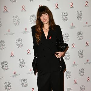 Père de son fils Laszlo
Lou Doillon - Photocall du « Dîner de la Mode » au bénéfice du Sidaction, au Palais de Tokyo, dans le cadre de la Fashion Week de Paris. Le 25 Janvier 2024. 
© Rachid Bellak / Bestimage
